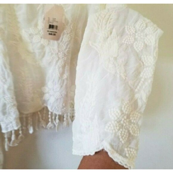 NWT Chelsea & Violet Lace Top w/ Fringe - Picture 2 of 6